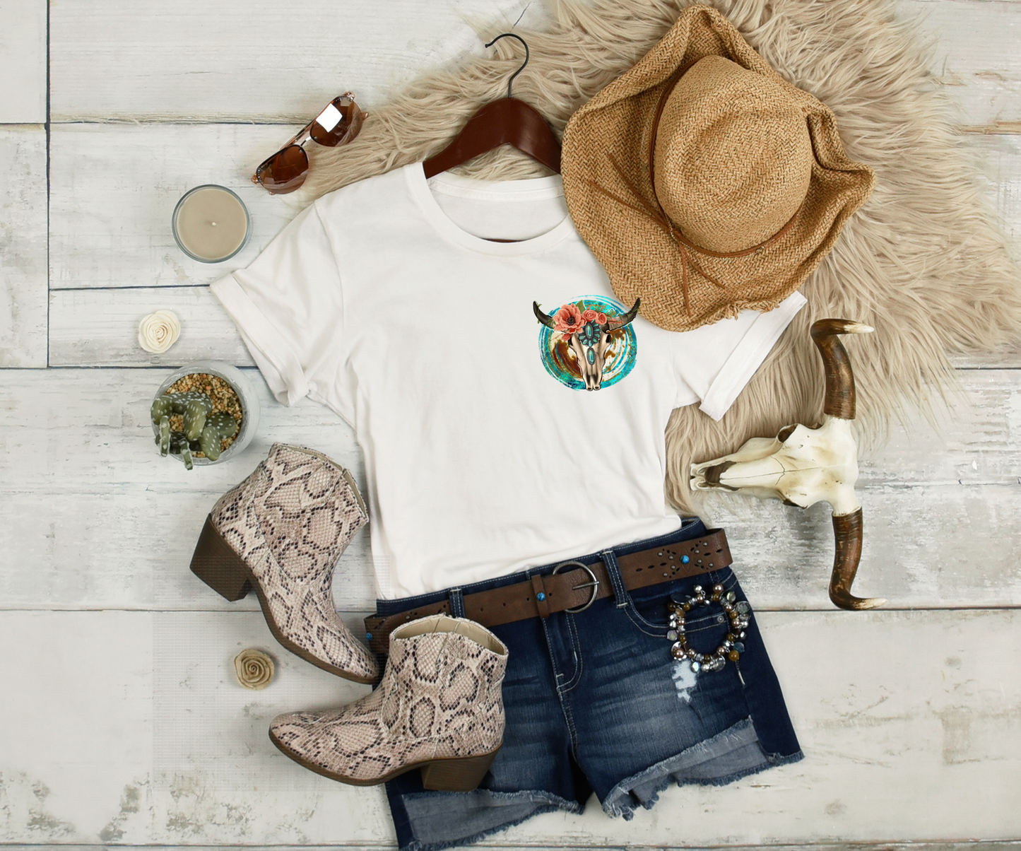 Western Skull peach roses pocket